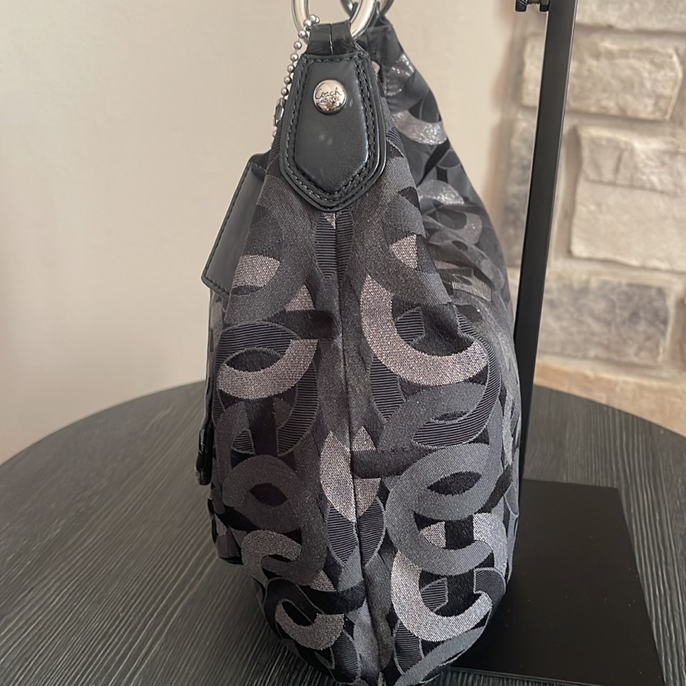 Coach Kristin Chain Link Op Art Hippie Shoulder 1875 Hobo Bag - Picture 8 of 13